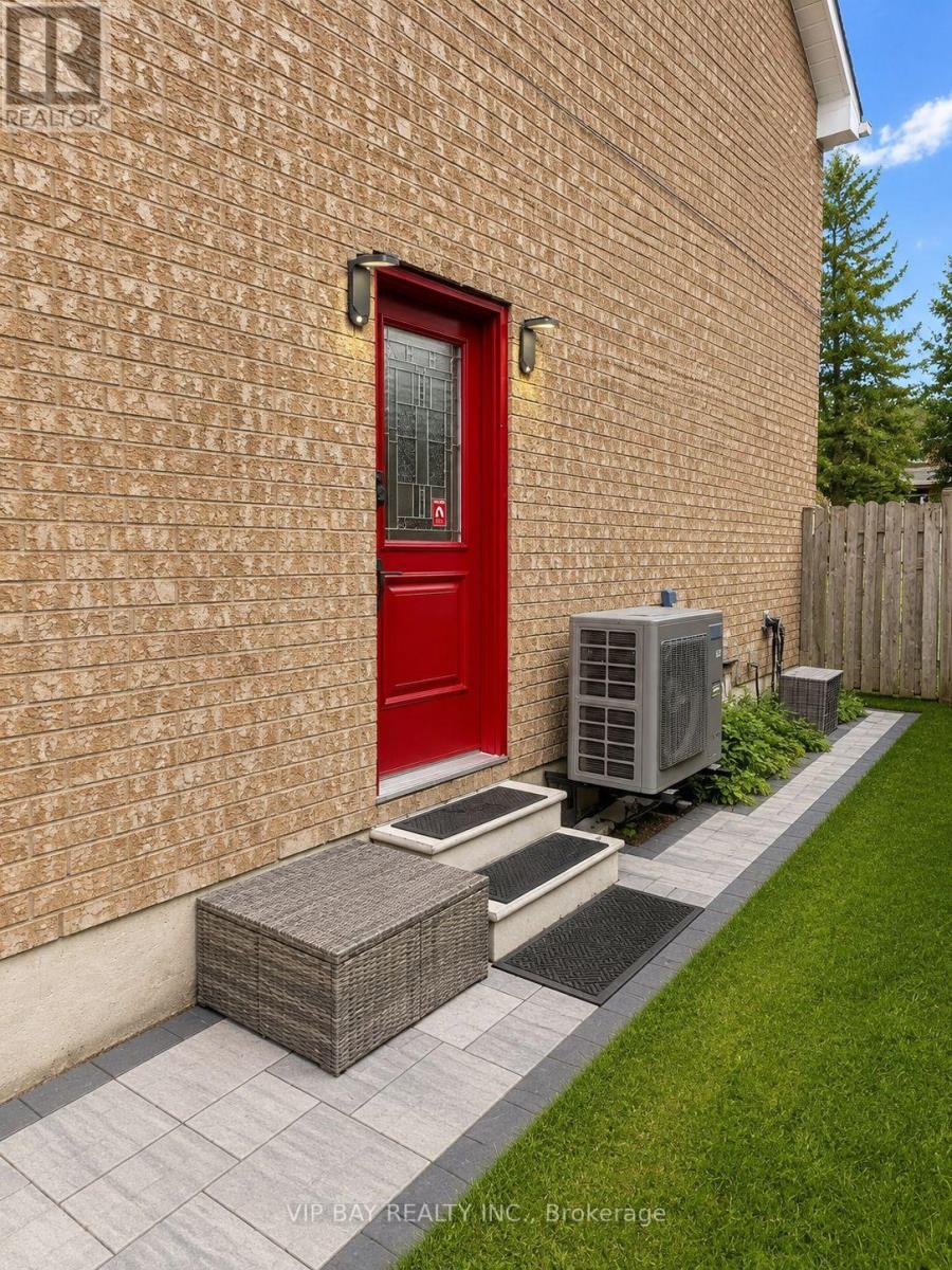 Lower - 48 Verona Crescent, Georgina, Ontario  L4P 3N3 - Photo 3 - N13715352