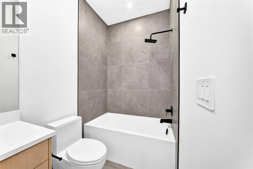 2218 35 Street Sw, Calgary, Alberta  T3X 2X8 - Photo 39 - A2338971