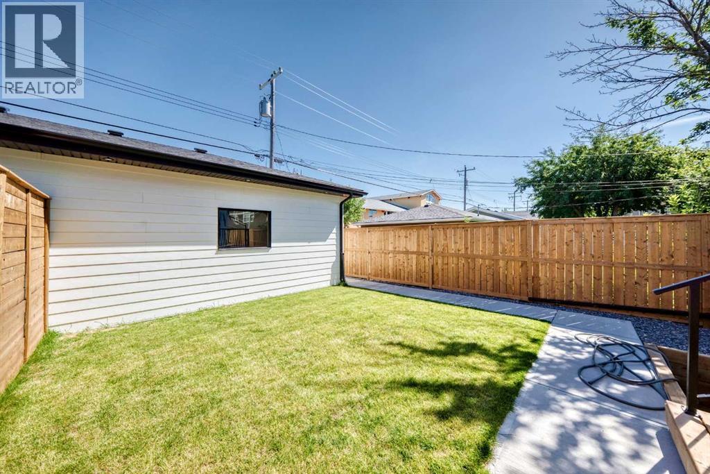 2218 35 Street Sw, Calgary, Alberta  T3X 2X8 - Photo 45 - A2338971