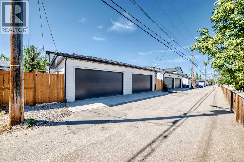 2218 35 Street Sw, Calgary, Alberta  T3X 2X8 - Photo 47 - A2338971