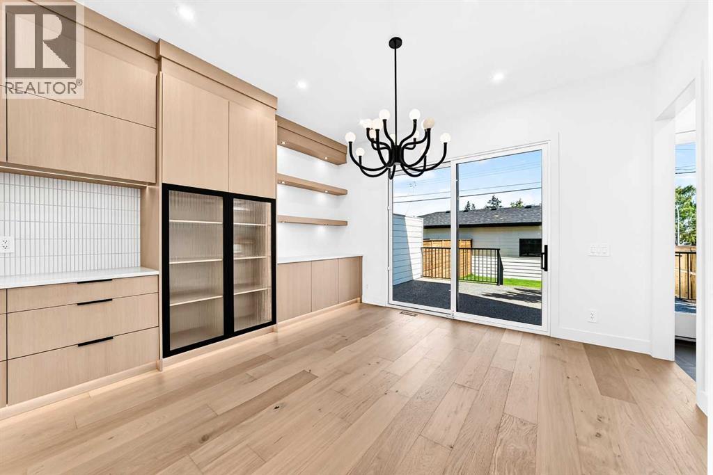 2218 35 Street Sw, Calgary, Alberta  T3X 2X8 - Photo 9 - A2338971