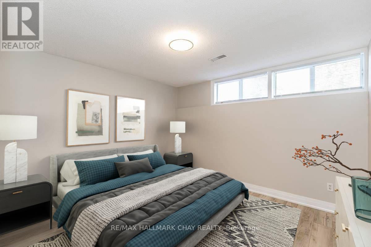 3 Buchanan Street, Barrie, Ontario  L4M 6B7 - Photo 21 - S13715208