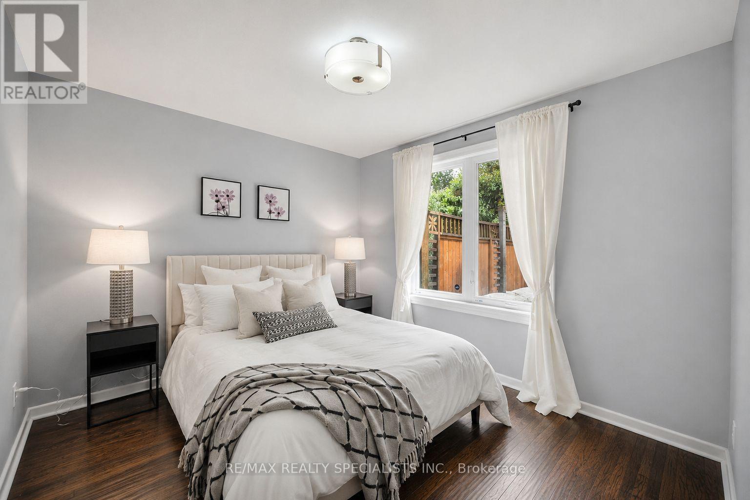89 Alhart Drive, Toronto, Ontario  M9V 2N6 - Photo 11 - W13711926