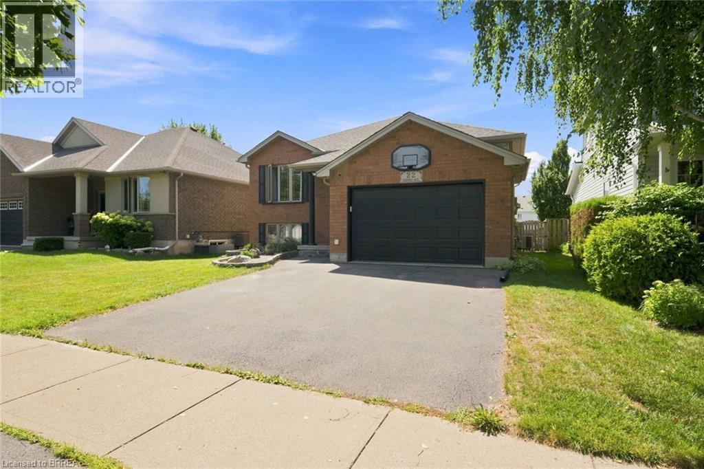 22 Osborn Avenue, Brantford, Ontario  N3T 6P9 - Photo 3 - 40856886
