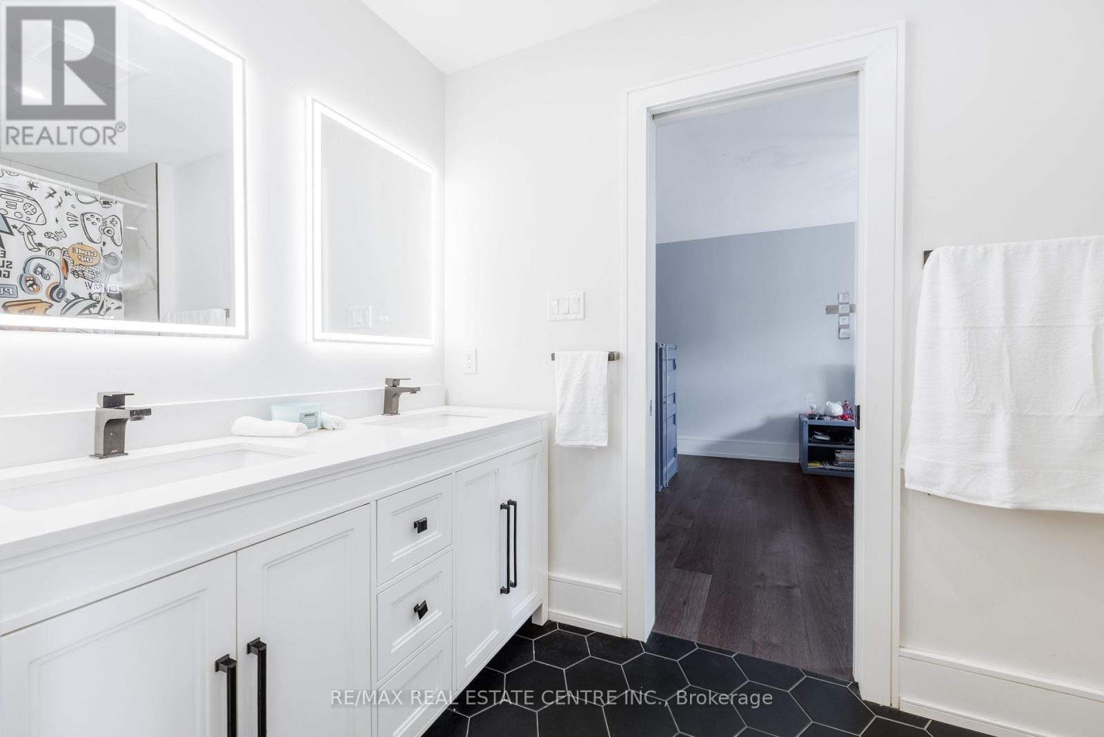 6 Country Lane Drive, Caledon, Ontario  L7E 0B4 - Photo 32 - W13715192