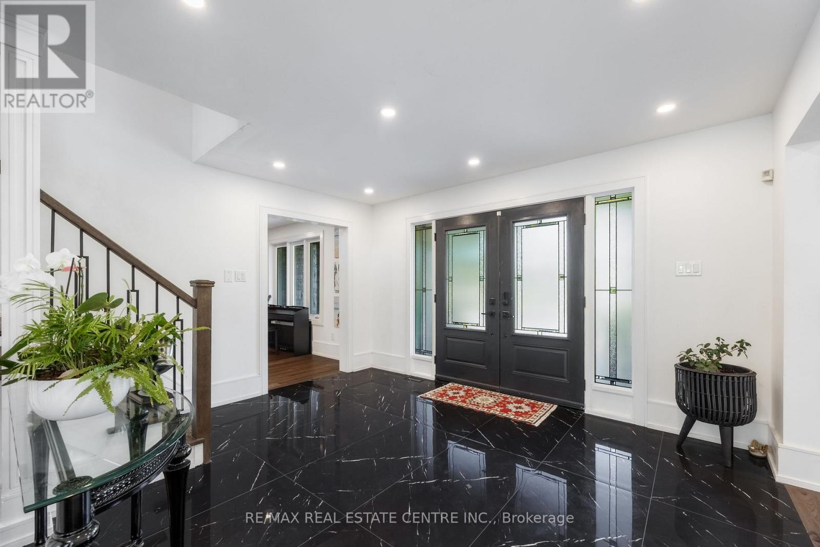 6 Country Lane Drive, Caledon, Ontario  L7E 0B4 - Photo 4 - W13715192
