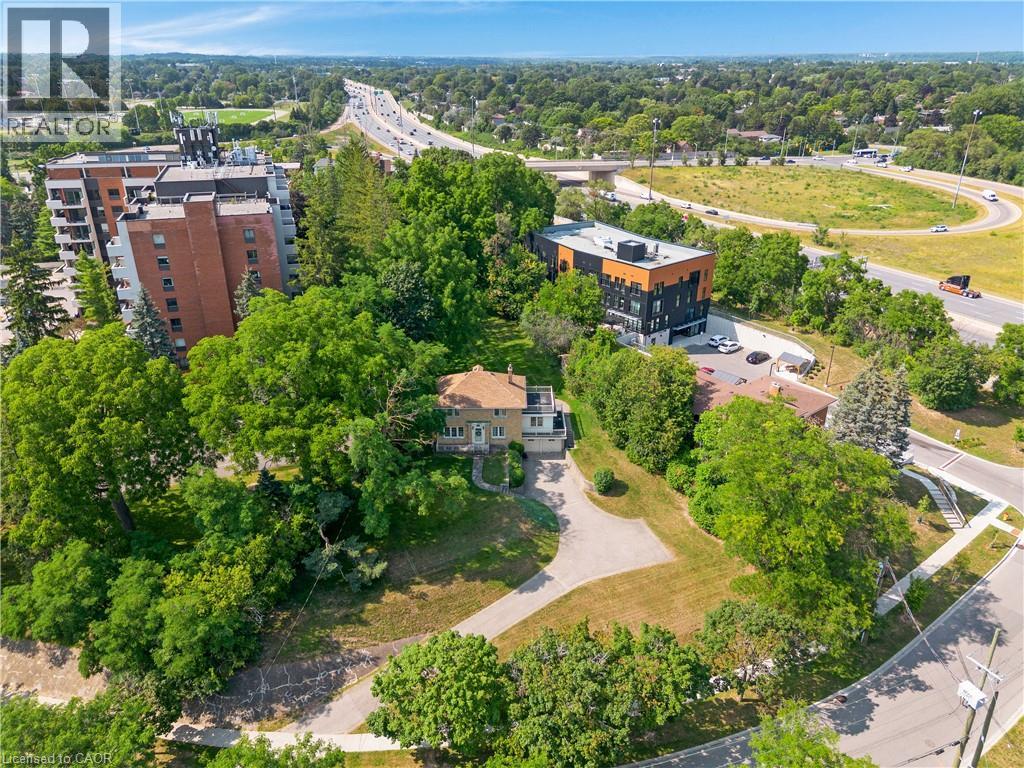 272 Sheldon Avenue N, Kitchener, Ontario  N2A 1G7 - Photo 5 - 40857269
