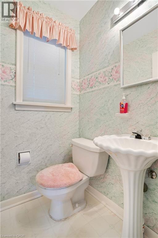 272 Sheldon Avenue N, Kitchener, Ontario  N2A 1G7 - Photo 26 - 40857269