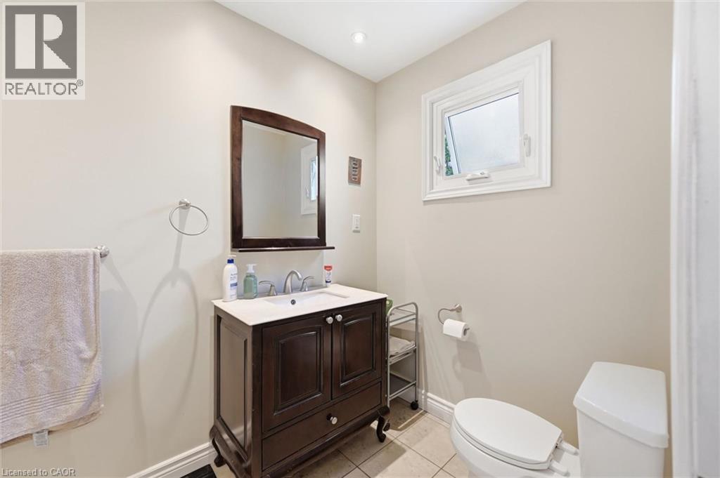 309 Hawkridge Avenue, Hamilton, Ontario  L9C 3L1 - Photo 28 - 40858187