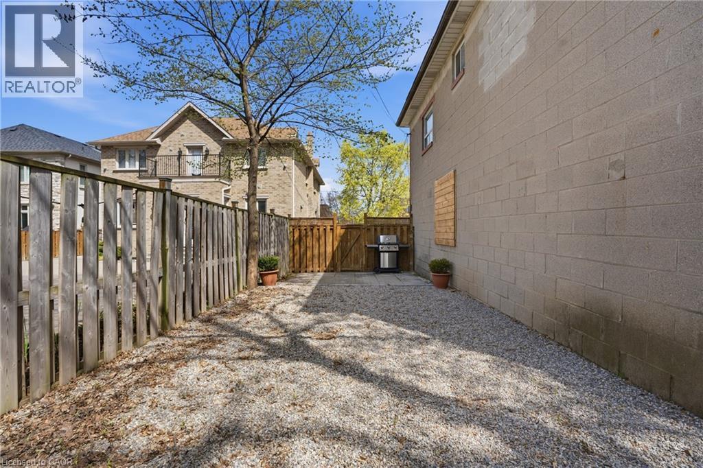 1049 Glencairn Avenue, North York, Ontario  M6B 2B1 - Photo 21 - 40858397