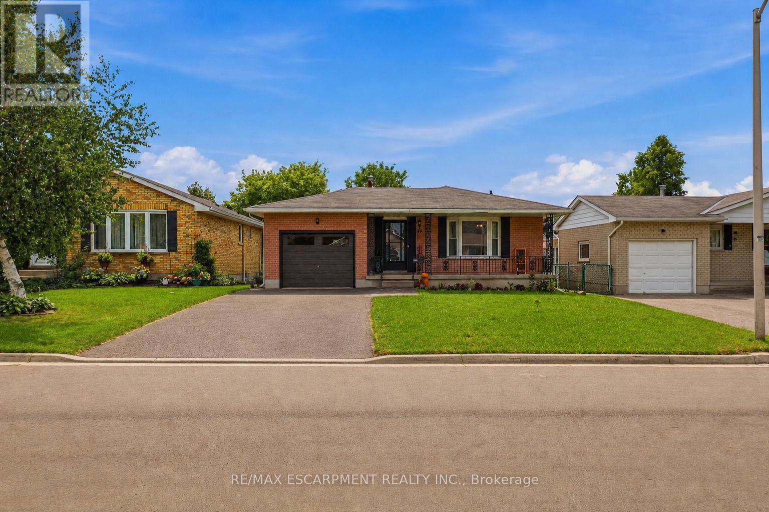 58 VANIER PLACE, St. Thomas, Ontario
