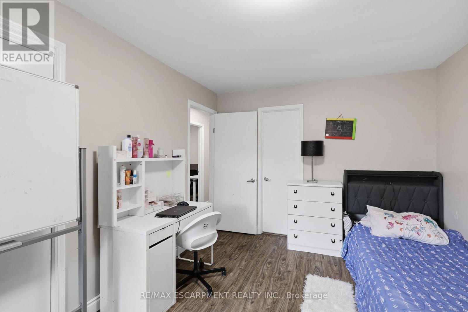 58 Vanier Place, St. Thomas, Ontario  N5R 5S6 - Photo 18 - X13715238