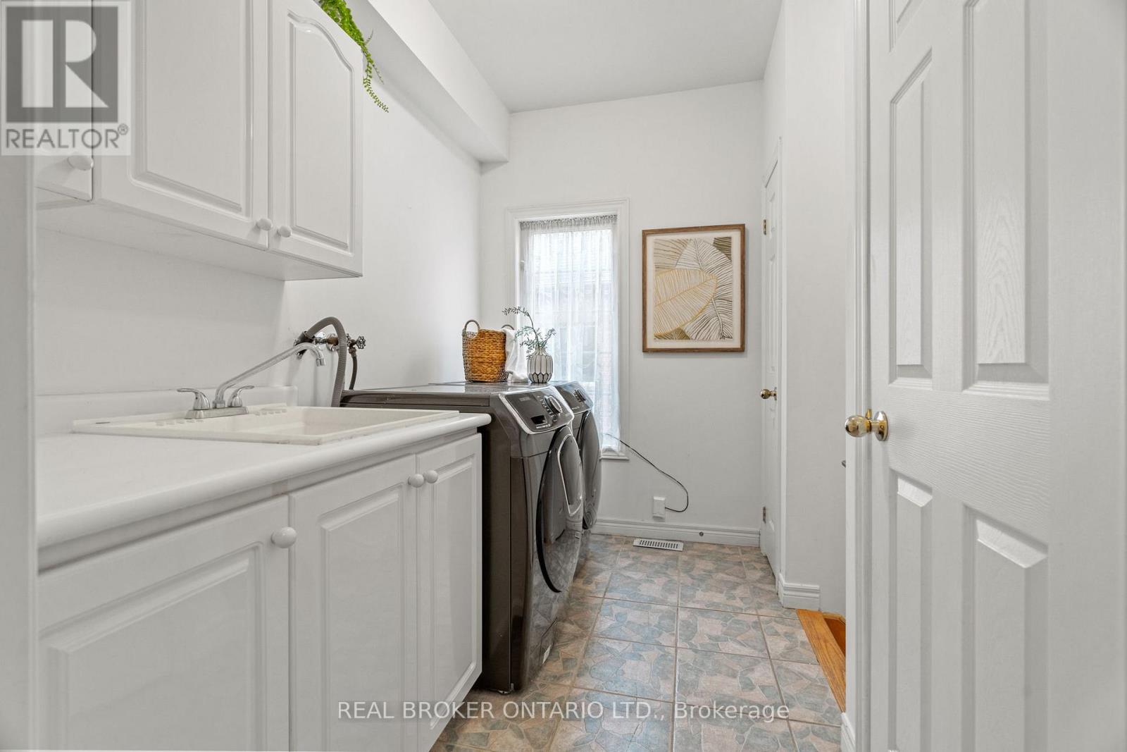118 Bayview Avenue, Georgina, Ontario  L4P 2S9 - Photo 22 - N13488896