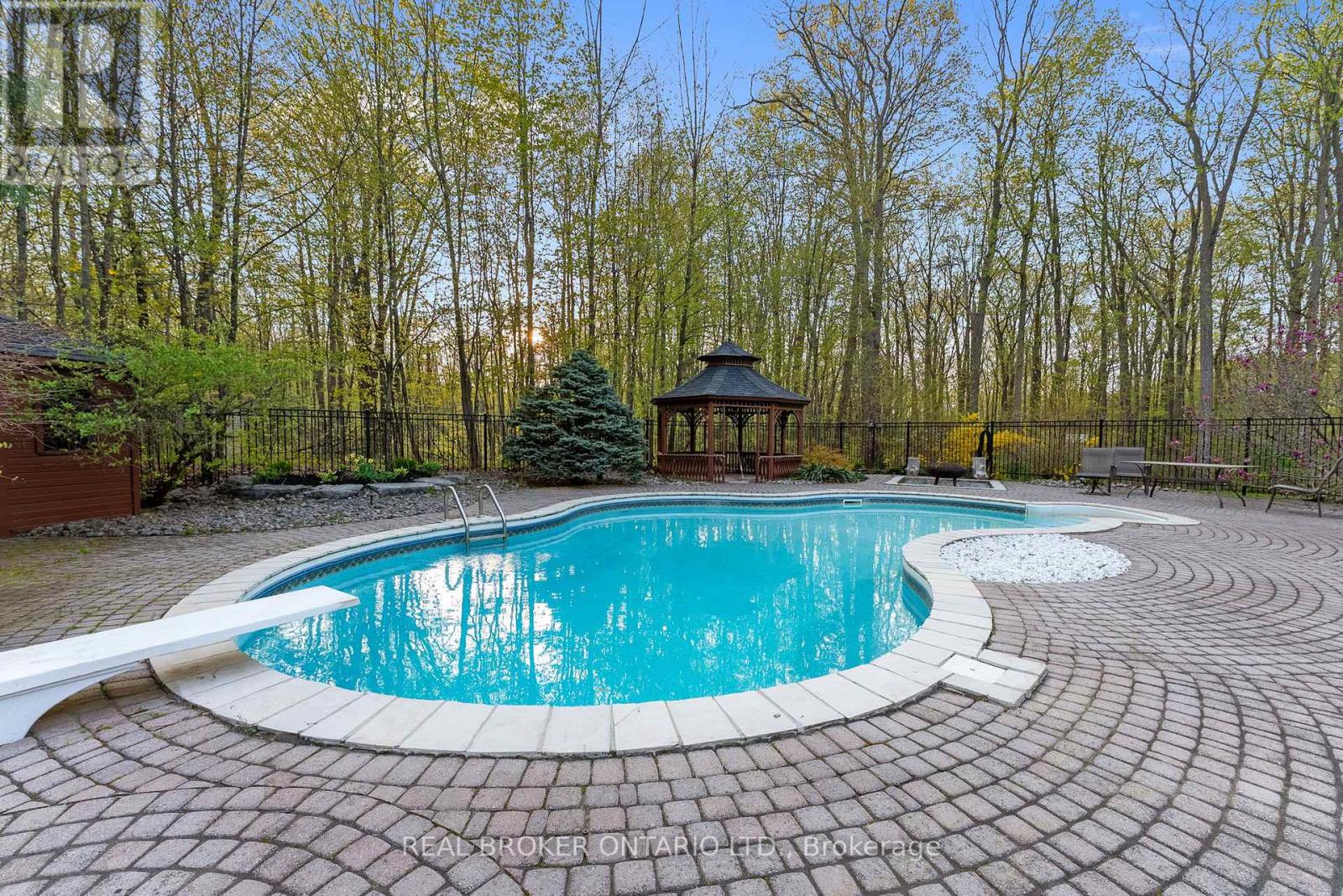 10 Oakview Place, Uxbridge, Ontario  L9P 0L1 - Photo 48 - N13538568