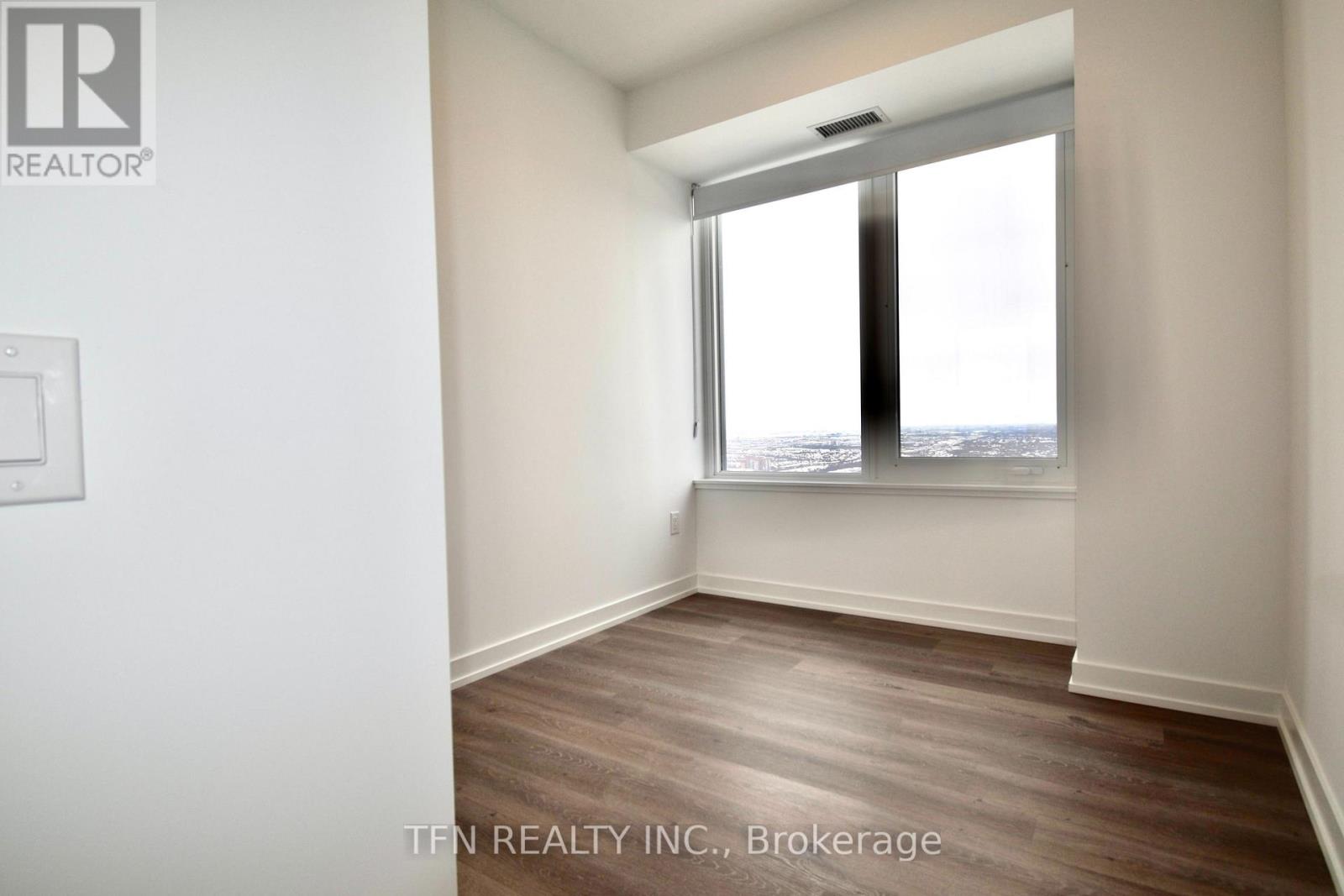 3803 - 395 Square One Drive, Mississauga, Ontario  L5B 0P6 - Photo 5 - W13706086