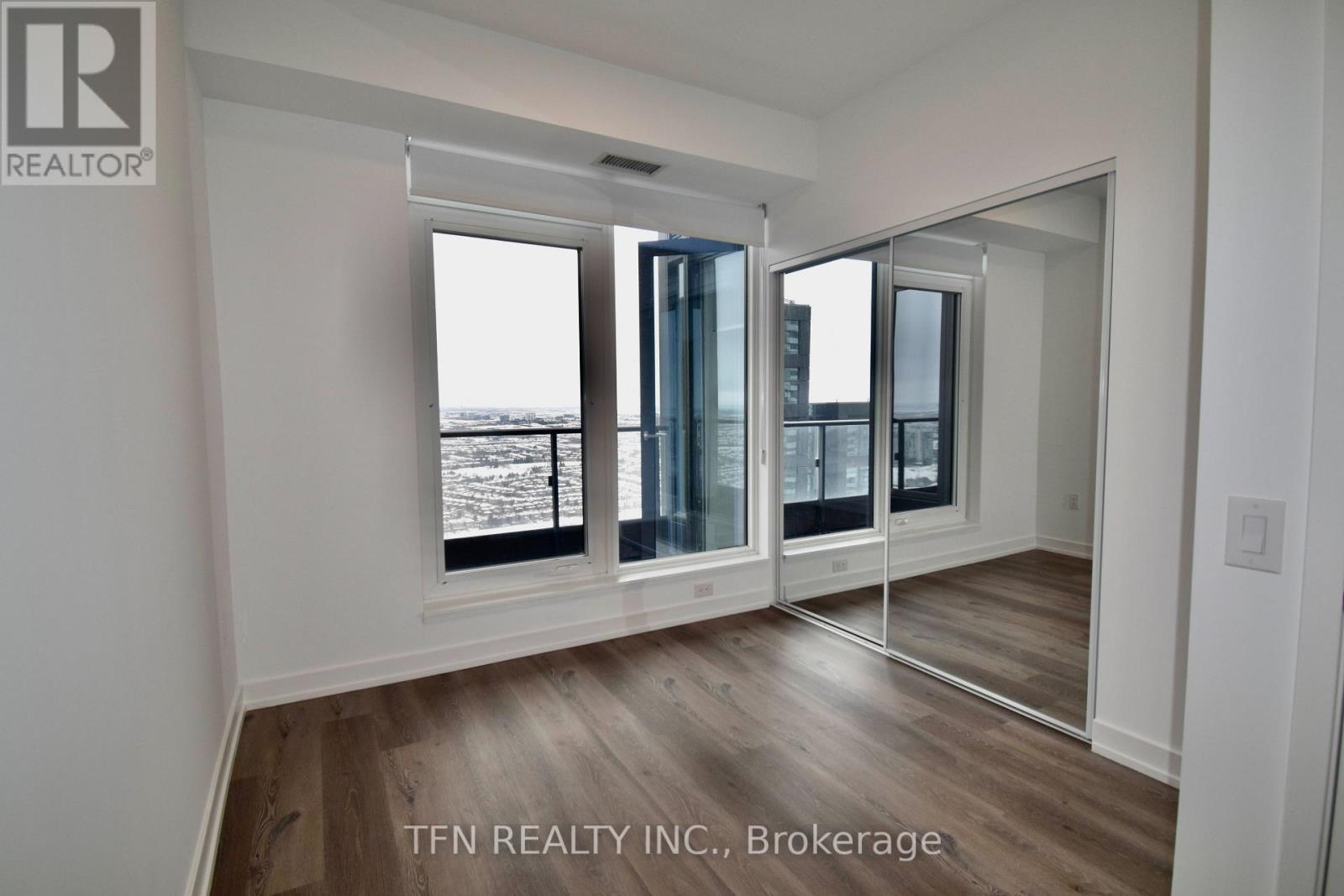 3803 - 395 Square One Drive, Mississauga, Ontario  L5B 0P6 - Photo 13 - W13706086