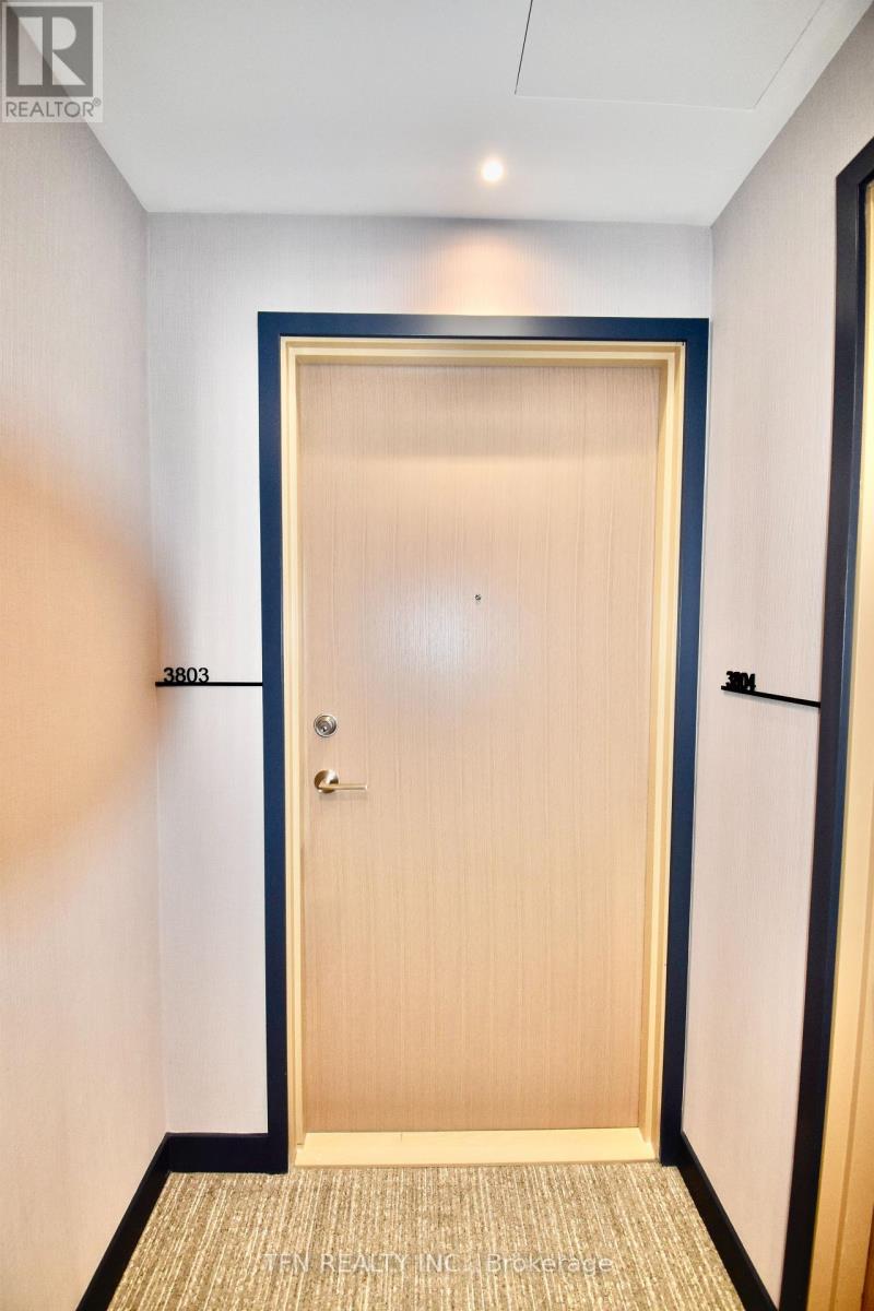 3803 - 395 Square One Drive, Mississauga, Ontario  L5B 0P6 - Photo 21 - W13706086