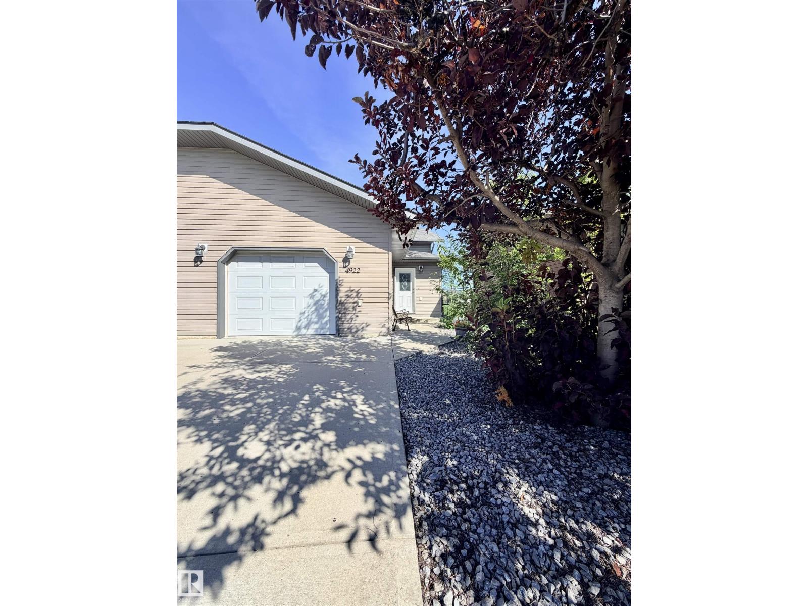 4922 46 Av, St. Paul Town, Alberta  T0A 3A4 - Photo 2 - E4505629