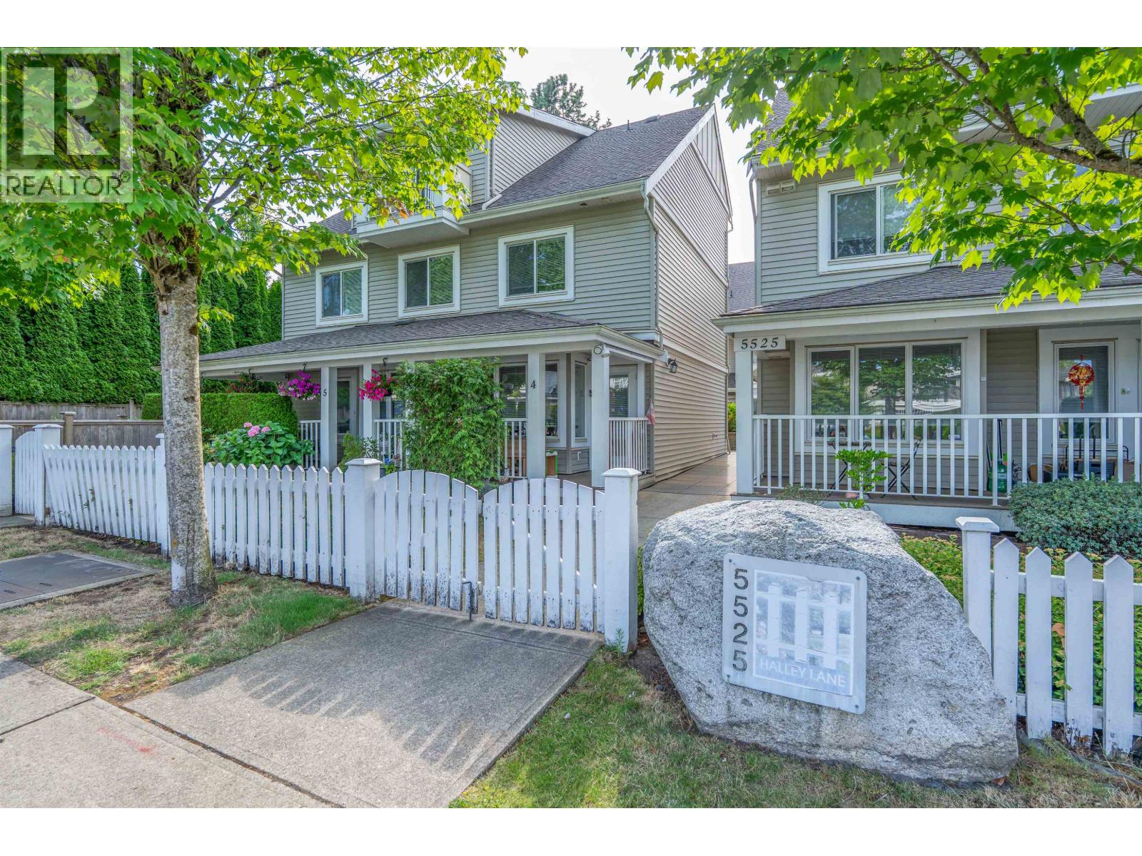 7 5525 Halley Avenue, Burnaby, British Columbia  V5H 2R1 - Photo 2 - R3145917