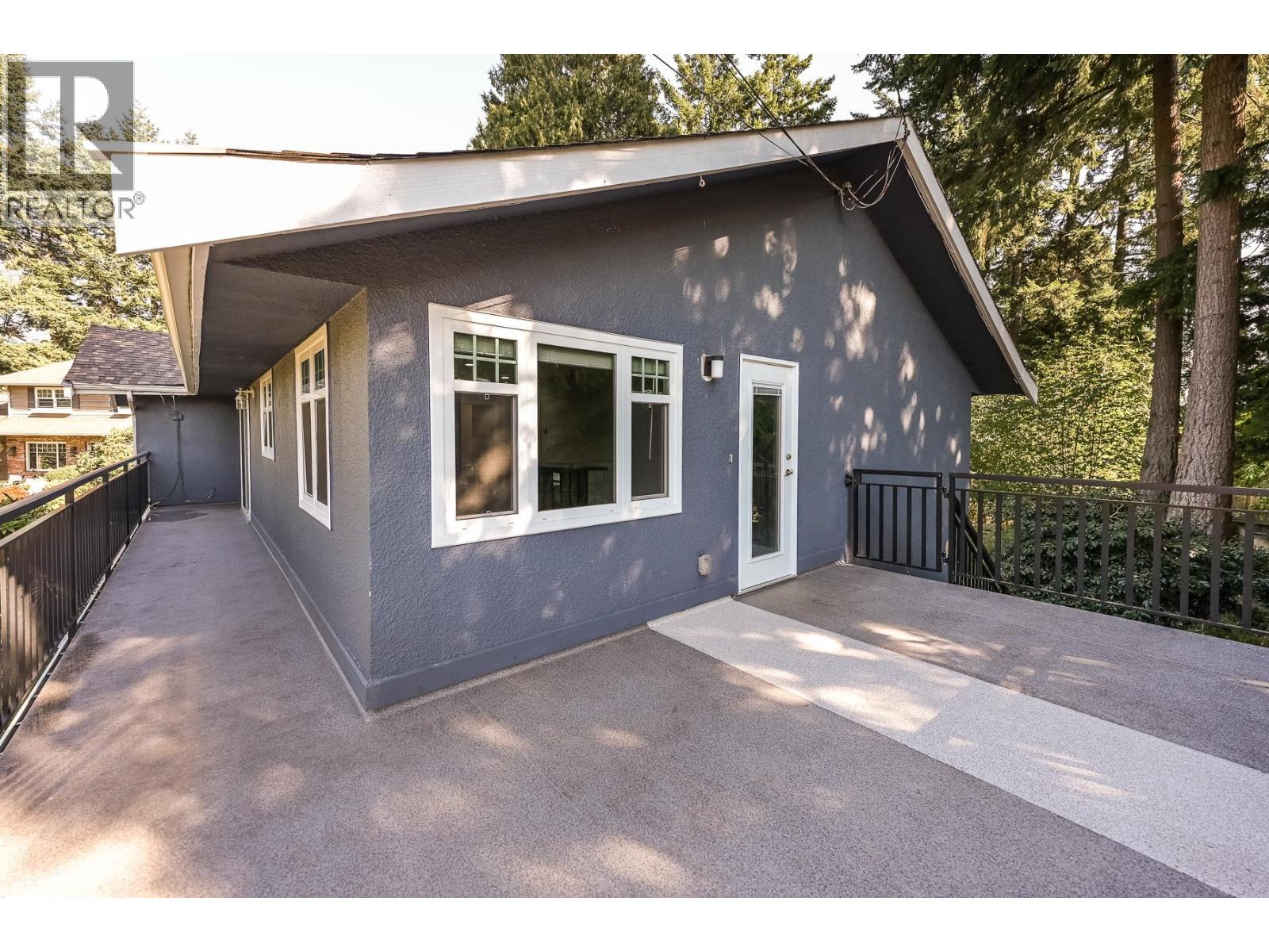 1020 Pacific Place, Delta, British Columbia V4M 2K7 - Photo 3 - R3159058