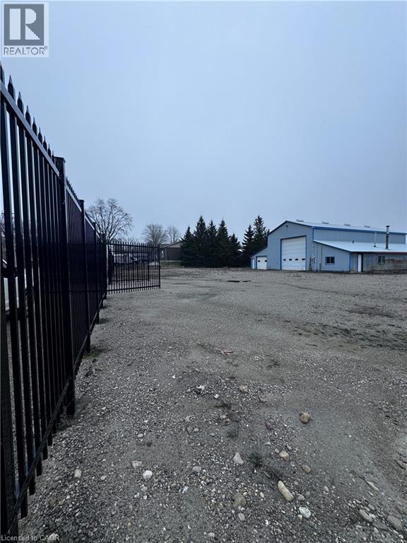 350 King Street — photo 3
