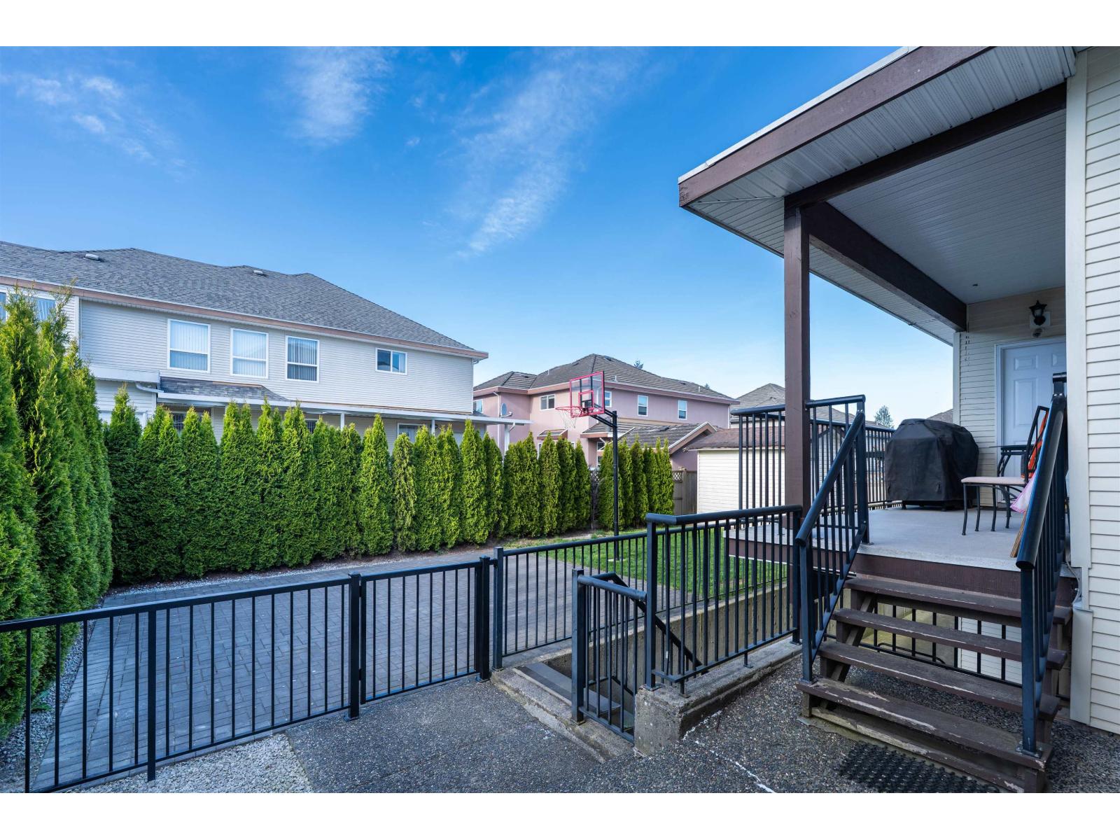 14465 74 Avenue, Surrey, British Columbia  V3S 0R8 - Photo 3 - R3158527