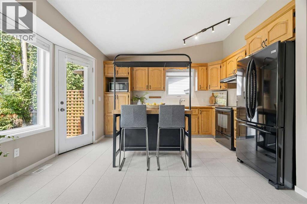 515 Macewan Drive Nw, Calgary, Alberta  T3K 3W5 - Photo 14 - A2329135