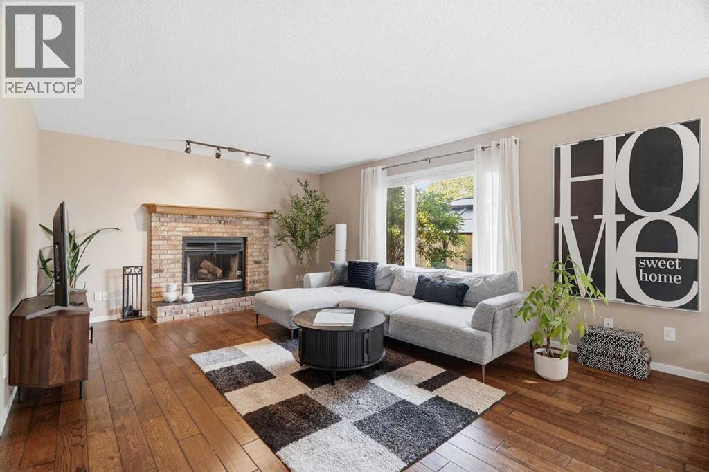 515 Macewan Drive Nw, Calgary, Alberta  T3K 3W5 - Photo 8 - A2329135