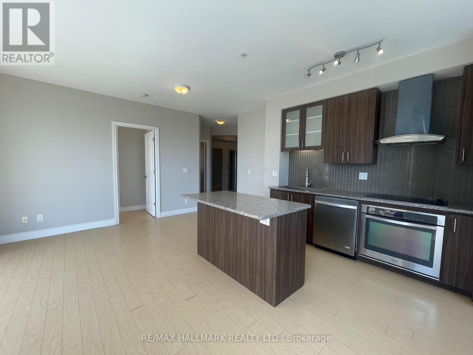 #1608 - 9090 Yonge Street, Richmond Hill, Ontario  L4C 6Z9 - Photo 5 - N13538272