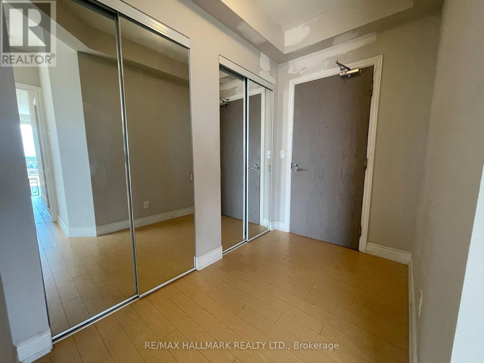 #1608 - 9090 Yonge Street, Richmond Hill, Ontario  L4C 6Z9 - Photo 8 - N13538272