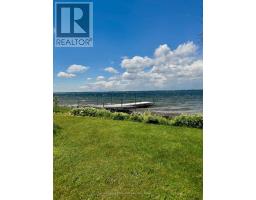 33 PRINYERS COVE CRESCENT, Prince Edward County, Ontario