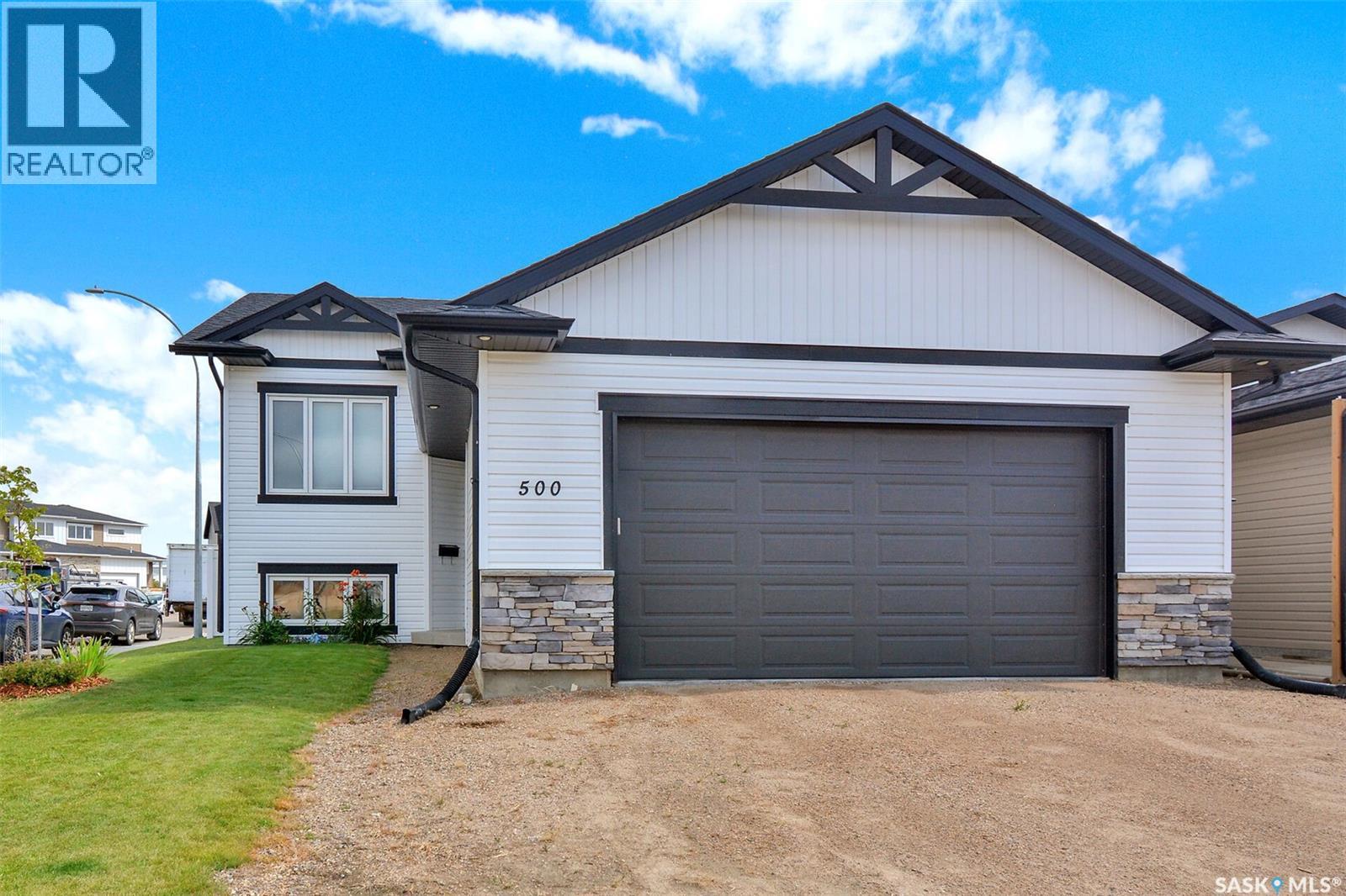 500 Froese Street, Warman, Saskatchewan  S0K 4S3 - Photo 2 - SK046737