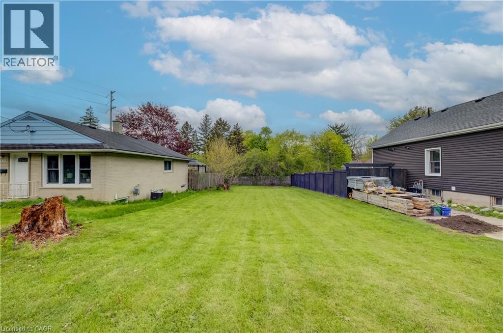428 Eagle Street S, Cambridge, Ontario  N3H 1E7 - Photo 3 - 40829921