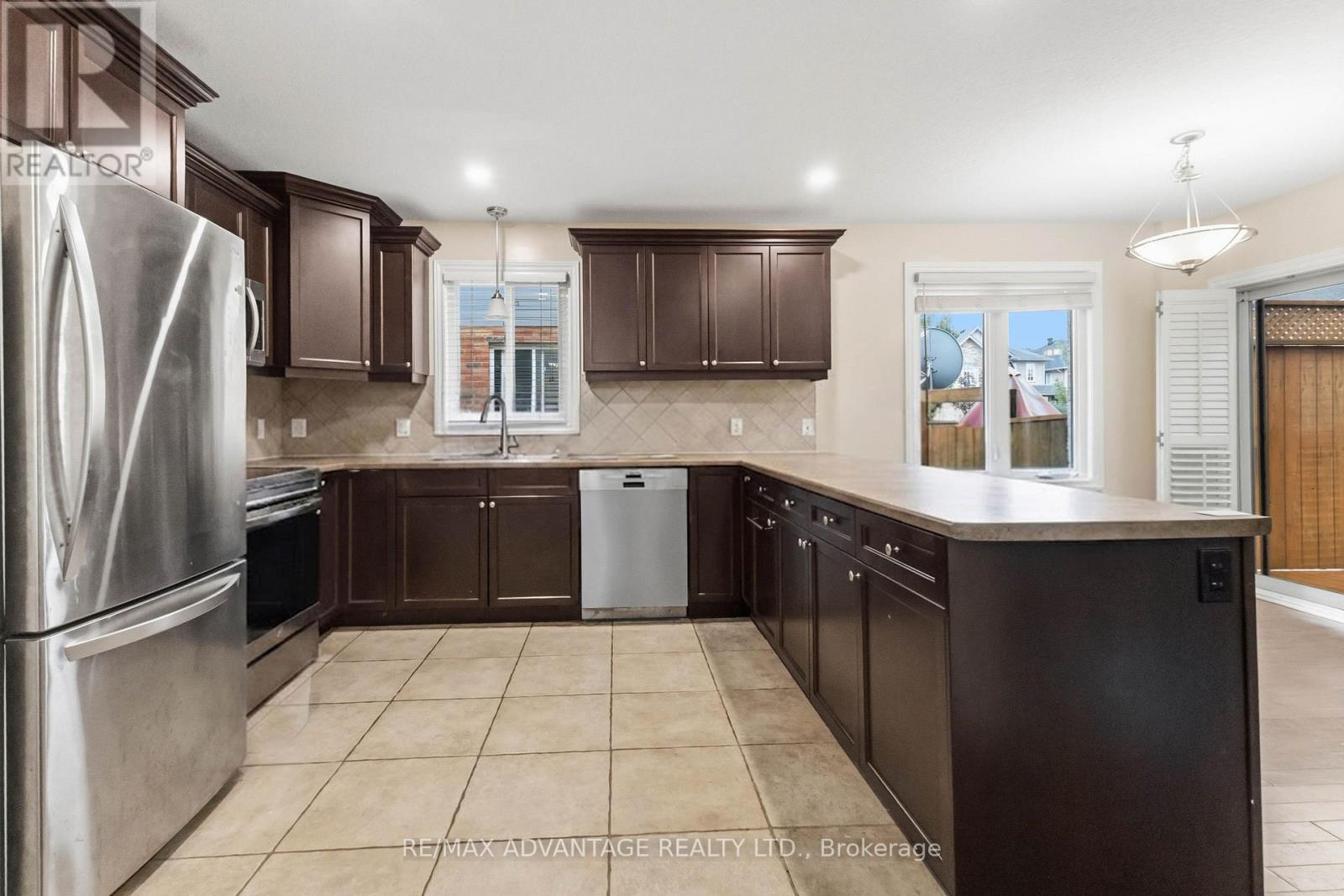 6 - 400 Skyline Avenue, London North, Ontario  N5X 0B3 - Photo 4 - X13715358