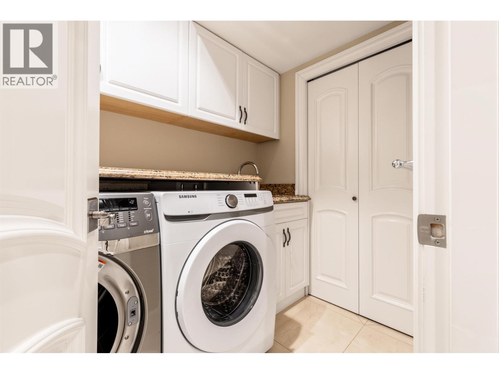 172 W 46th Avenue, Vancouver, British Columbia  V5Y 2W9 - Photo 9 - R3158764