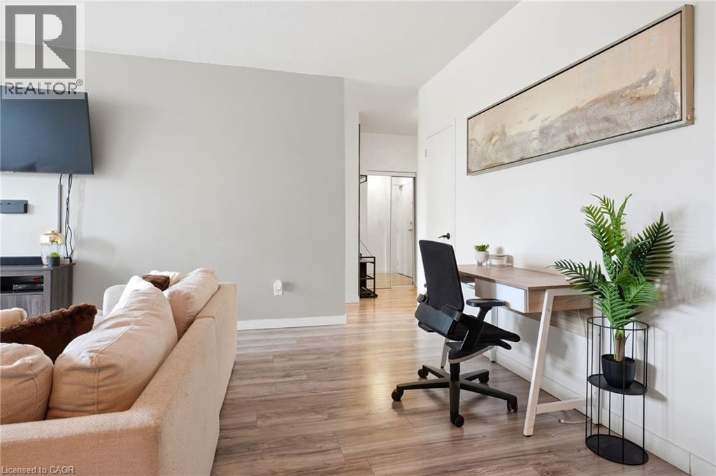 15 Nicklaus Drive Unit# 17, Hamilton, Ontario  L8K 5J5 - Photo 5 - 40844465
