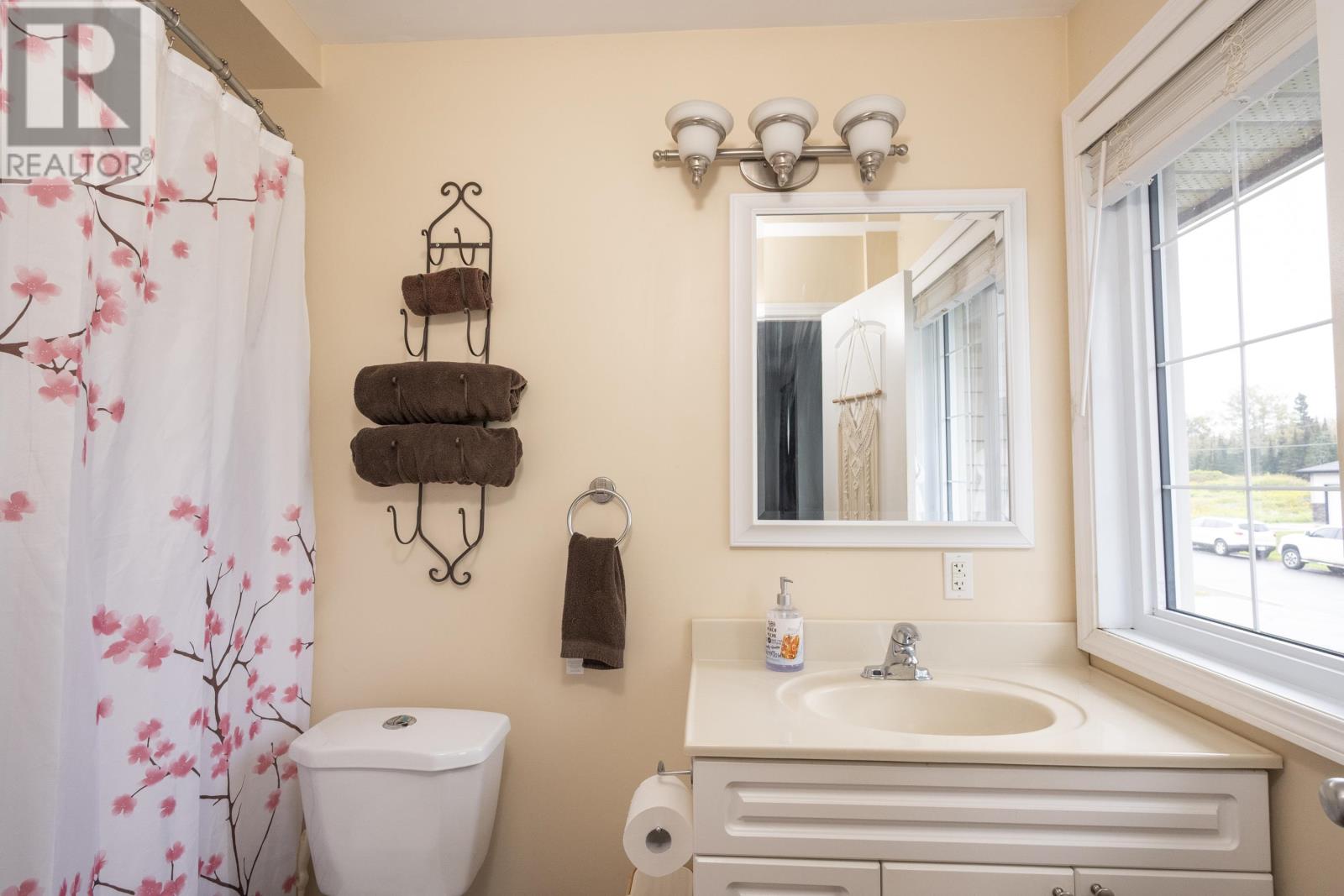 733 Woodcrest Rd, Thunder Bay, Ontario  P7G 1J2 - Photo 27 - TB2602531