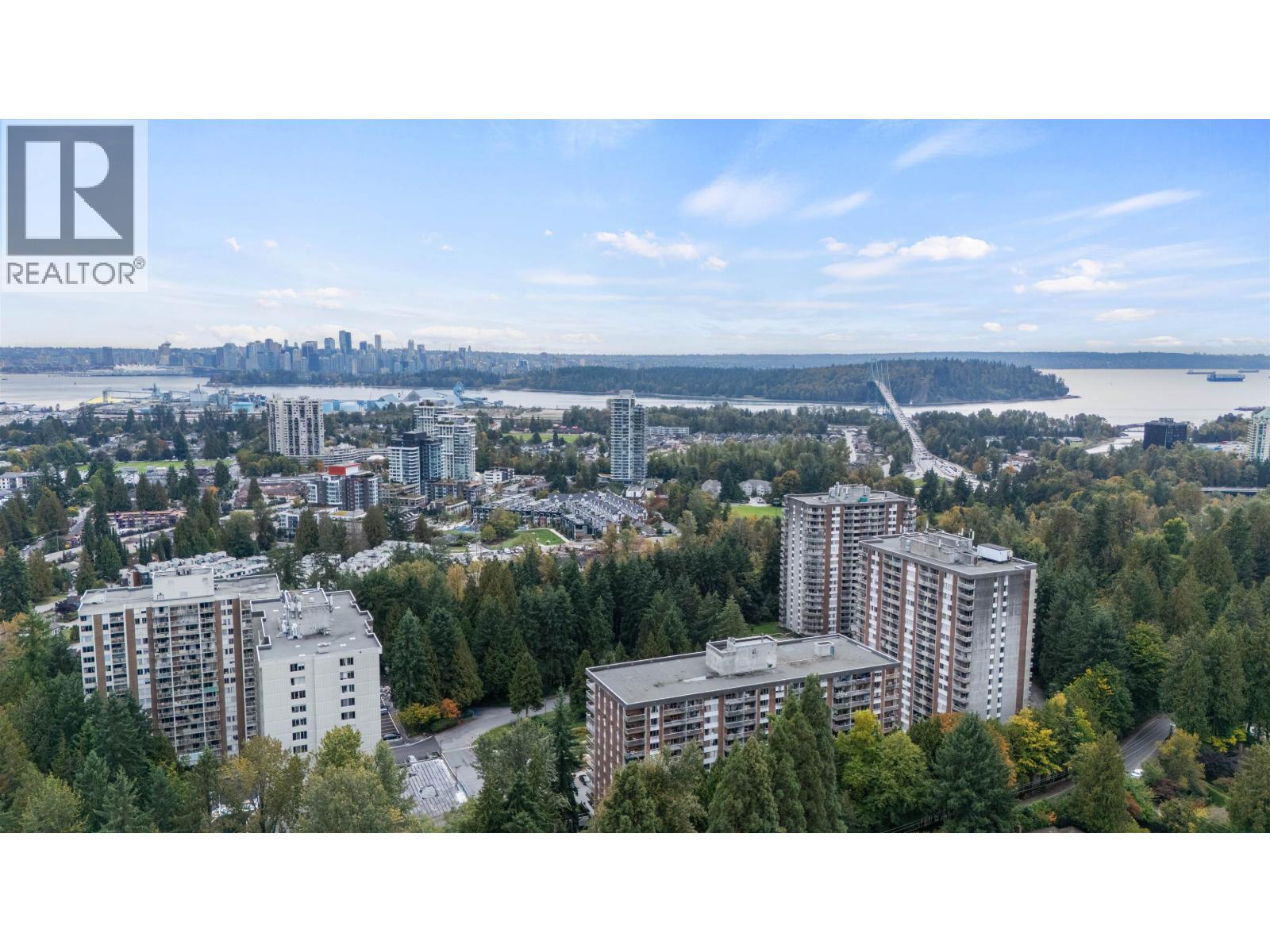 1205 2012 Fullerton Avenue, North Vancouver, British Columbia  V7P 3E3 - Photo 2 - R3158636