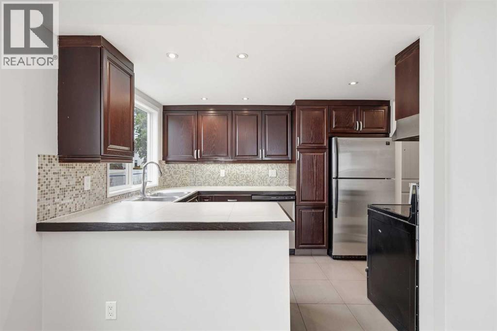 B, 2115 35 Avenue Sw, Calgary, Alberta T2T 2E4 - Photo 5 - A2339044