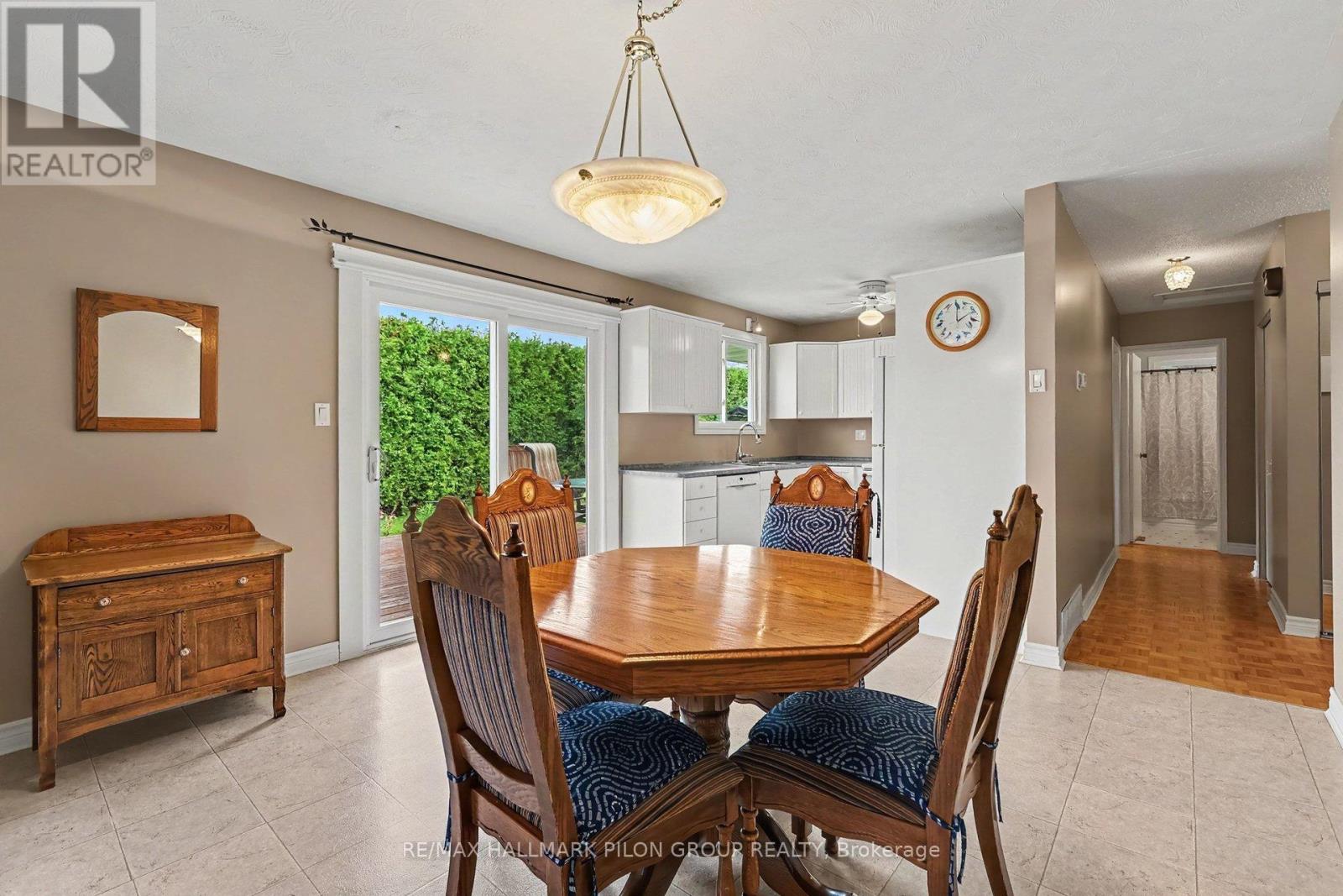 496 Tisdale Crescent, Ottawa, Ontario  K1J 7A6 - Photo 7 - X13715364