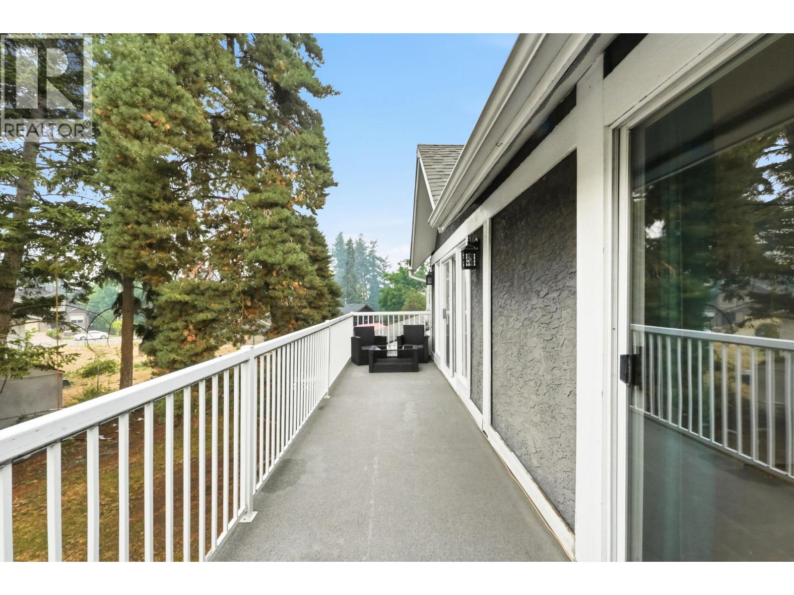 694 Mcclure Road, Kelowna, British Columbia  V1W 1M1 - Photo 44 - 10398644