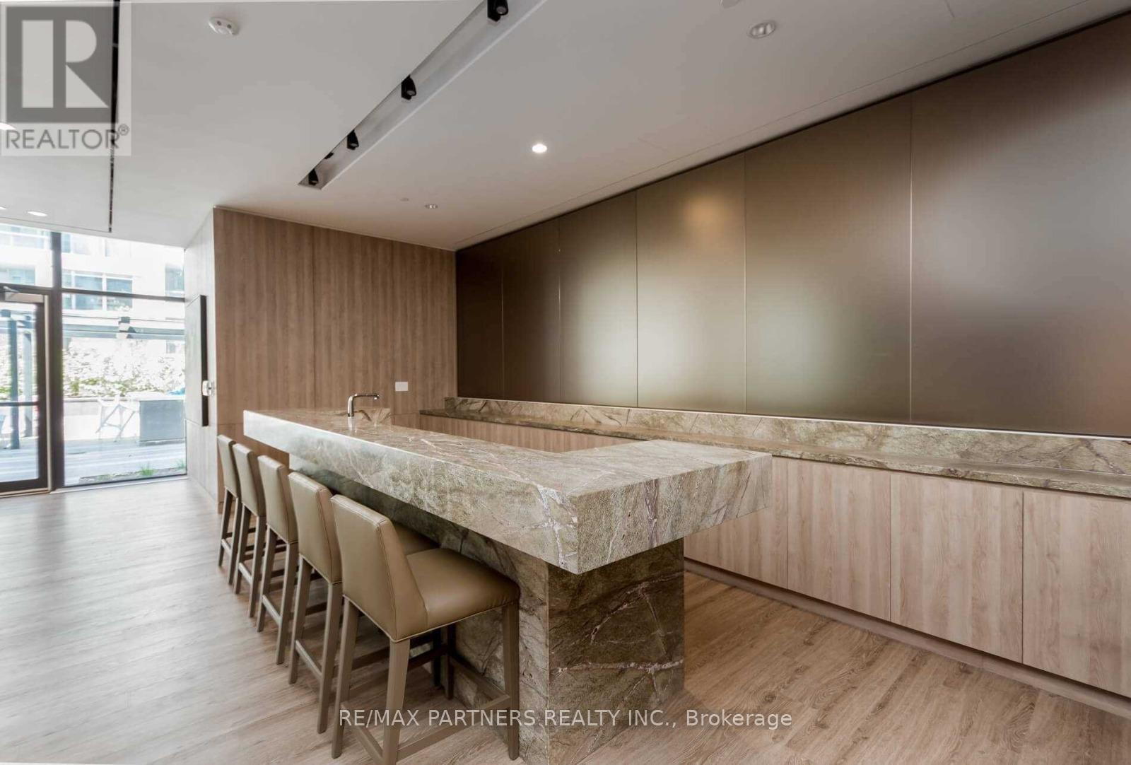 1403 W - 27 Bathurst Street, Toronto, Ontario  M5V 2P1 - Photo 12 - C13715442