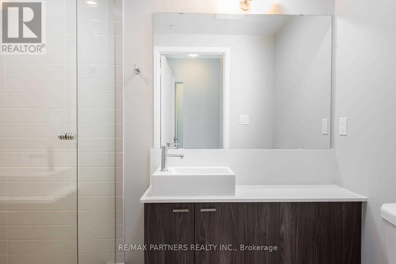 1403 W - 27 Bathurst Street, Toronto, Ontario  M5V 2P1 - Photo 4 - C13715442