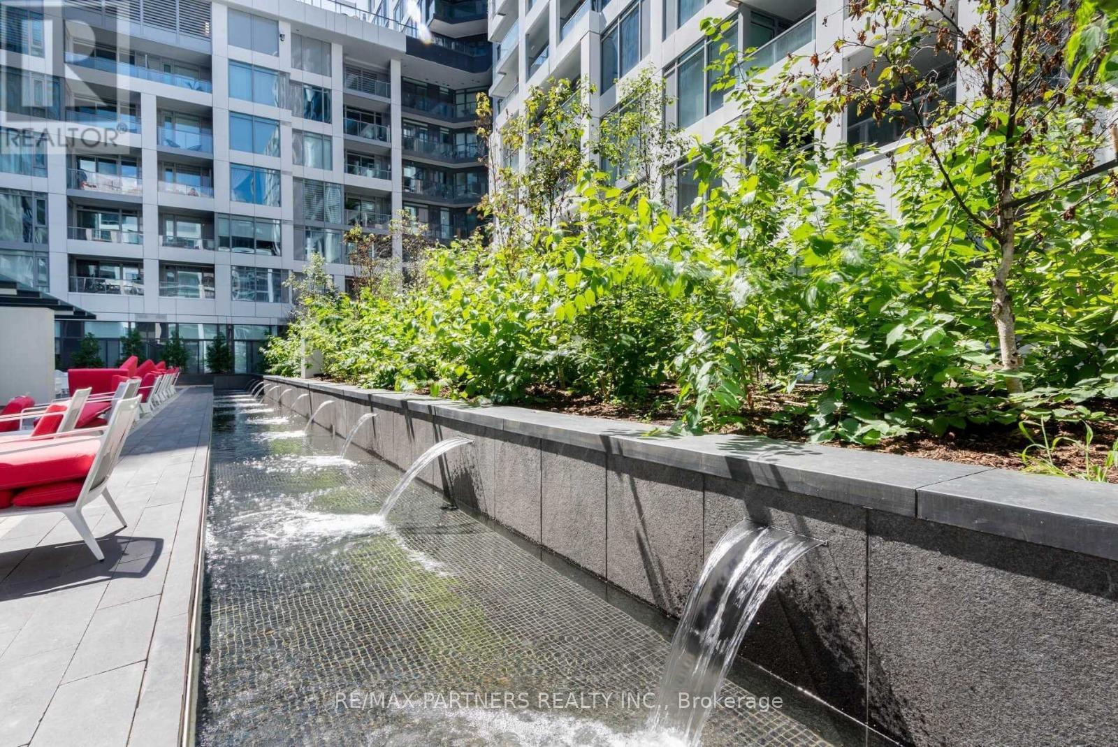1403 W - 27 Bathurst Street, Toronto, Ontario  M5V 2P1 - Photo 8 - C13715442