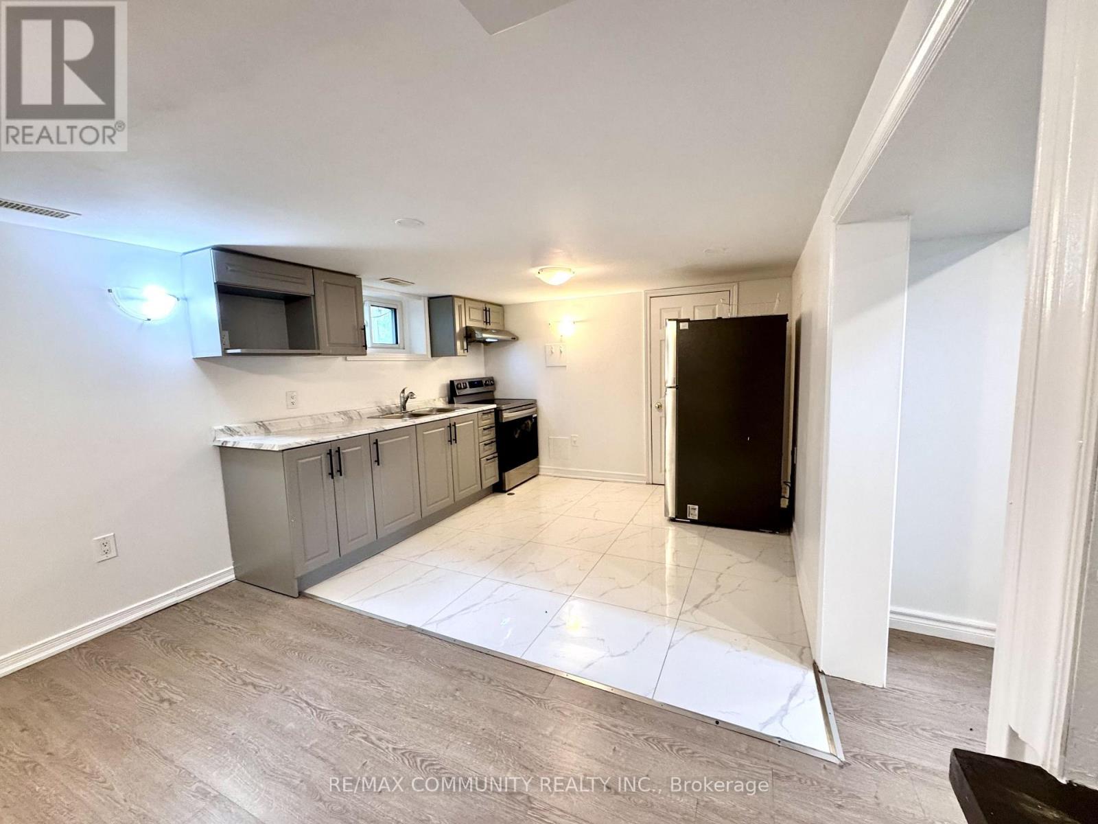 BASEMENT - 426 PERRY STREET