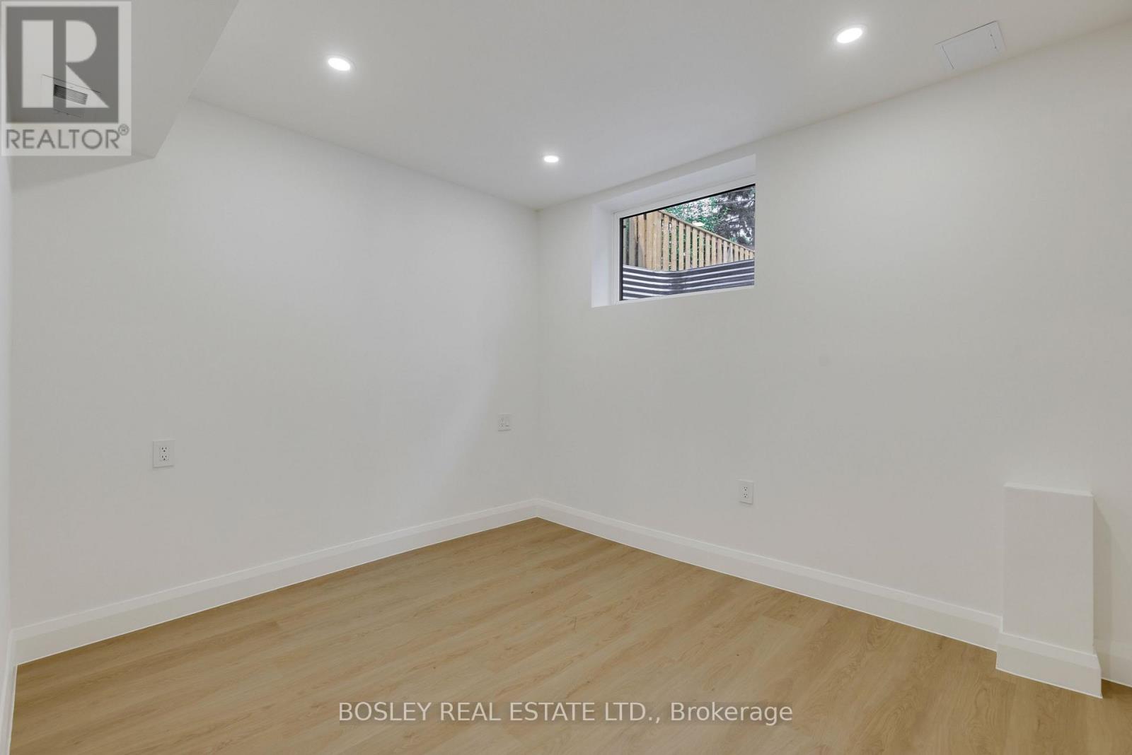 C - 225 Gainsborough Road, Toronto, Ontario  M4L 3C7 - Photo 15 - E13715436