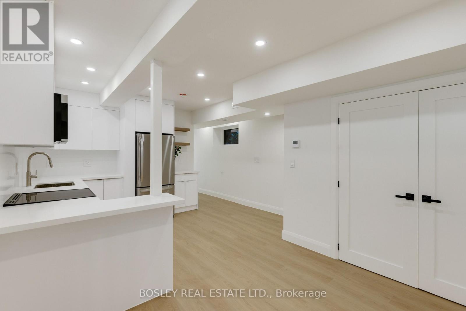 C - 225 Gainsborough Road, Toronto, Ontario  M4L 3C7 - Photo 5 - E13715436