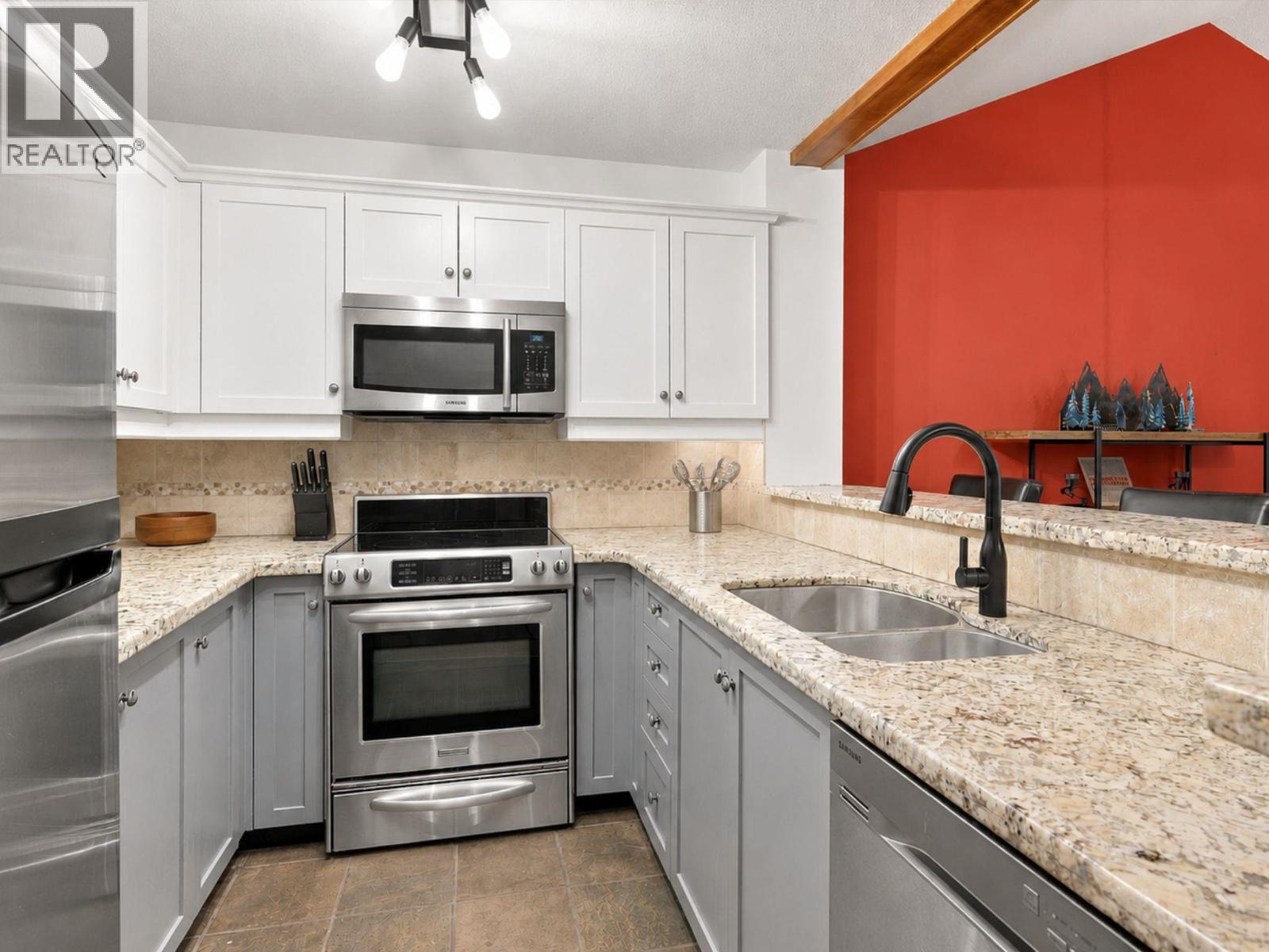 40 4652 Blackcomb Way, Whistler, British Columbia V8E 0X2 - Photo 10 - R3159079