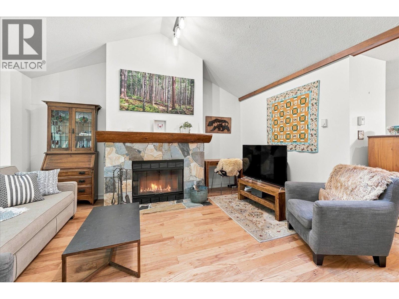 40 4652 Blackcomb Way, Whistler, British Columbia V8E 0X2 - Photo 3 - R3159079