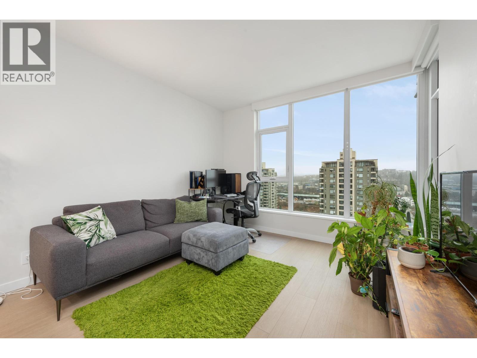 1301 2186 Gilmore Avenue, Burnaby, British Columbia V5C 0N7 - Photo 3 - R3159097